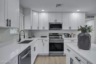 1033 W Rio Salado Pkwy, Mesa, AZ 85201 - Photo 11