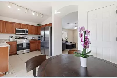 2013 W Prospector Way, San Tan Valley, AZ 85144 - Photo 5