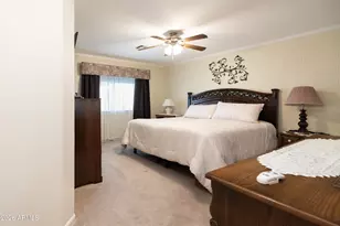 10825 W Hope Dr, Sun City, AZ 85351 - Photo 17