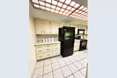 10330 W Thunderbird Boulevard #C203, Sun City, AZ 85351 - Photo 7