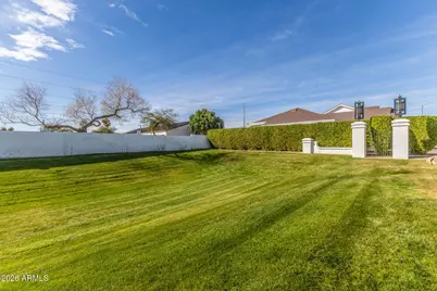 3314 E Longhorn Drive, Phoenix, AZ 85050 - Photo 31