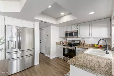 3314 E Longhorn Drive, Phoenix, AZ 85050 - Photo 7