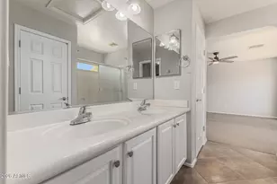 3751 W Desert Creek Ln, Phoenix, AZ 85086 - Photo 25