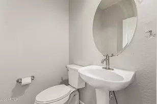 3751 W Desert Creek Ln, Phoenix, AZ 85086 - Photo 21