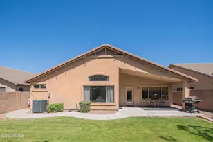 21139 E Camina Plata St, Queen Creek, AZ 85142 - Photo 19