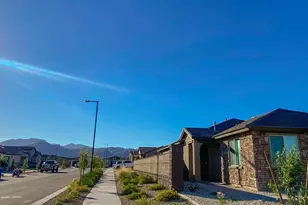 18780 W Cortez St, Surprise, AZ 85388 - Photo 29