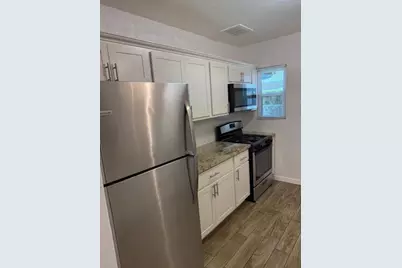 2537 E Clarendon Avenue #Apt 2, Phoenix, AZ 85016 - Photo 1