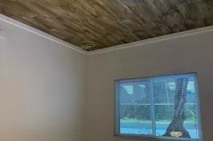 2537 E Clarendon Ave, Phoenix, AZ 85016 - Photo 7