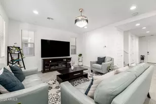 2539 E Pelican Dr, Gilbert, AZ 85297 - Photo 9