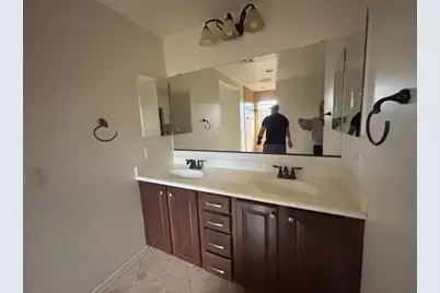 5537 W Desert Hollow Drive, Phoenix, AZ 85083 - Photo 29