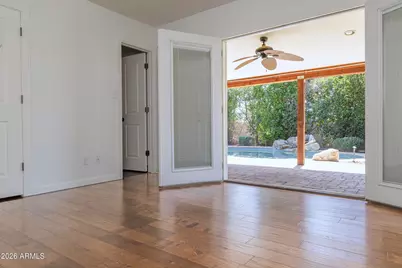 801 W Port Royale Lane, Phoenix, AZ 85023 - Photo 19