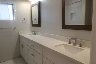 4128 N 46th Pl, Phoenix, AZ 85018 - Photo 15