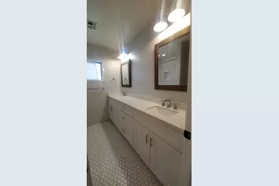 4128 N 46th Place, Phoenix, AZ 85018 - Photo 31