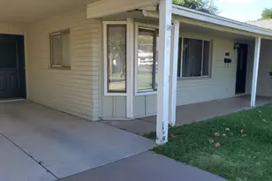 4128 N 46th Pl, Phoenix, AZ 85018 - Photo 3