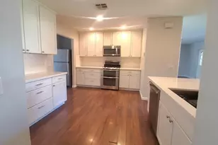 4128 N 46th Pl, Phoenix, AZ 85018 - Photo 9