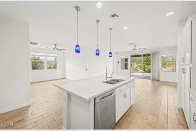 20682 W Colina Court, Buckeye, AZ 85396 - Photo 11