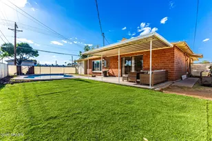 4243 W Tuckey Ln, Phoenix, AZ 85019 - Photo 23