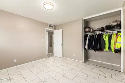 4243 W Tuckey Lane, Phoenix, AZ 85019 - Photo 15