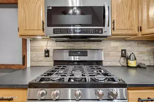 9750 W Yukon Dr, Peoria, AZ 85382 - Photo 15