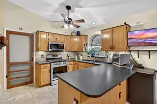 9750 W Yukon Dr, Peoria, AZ 85382 - Photo 11