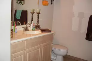 7401 W Arrowhead Clubhouse Dr, Glendale, AZ 85308 - Photo 13
