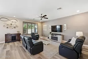 7856 W Rock Springs Dr, Peoria, AZ 85383 - Photo 9