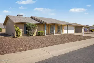 10803 W Camelot Cir, Sun City, AZ 85351 - Photo 3