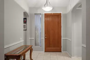 3869 E Washington Ct, Gilbert, AZ 85234 - Photo 9