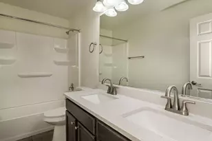 8889 W Cameron Dr, Peoria, AZ 85345 - Photo 15