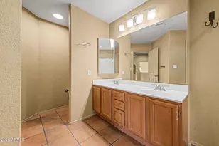 10247 N 12th Pl, Phoenix, AZ 85020 - Photo 13