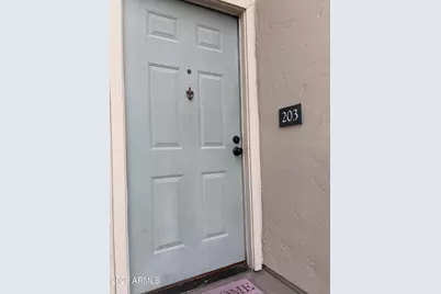 1820 E Morten Avenue #203, Phoenix, AZ 85020 - Photo 11
