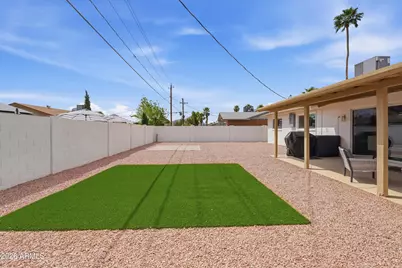 8607 E Jackrabbit Road, Scottsdale, AZ 85250 - Photo 37