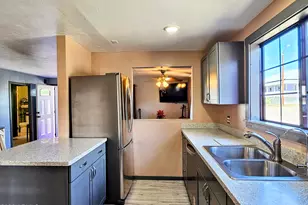 114 B St, Bisbee, AZ 85603 - Photo 11