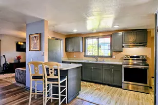 114 B St, Bisbee, AZ 85603 - Photo 9