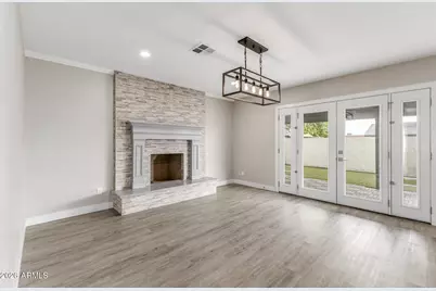 815 W Villa Maria Drive, Phoenix, AZ 85023 - Photo 9