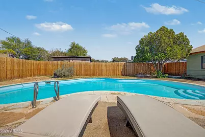 5828 W Morten Avenue, Glendale, AZ 85301 - Photo 31
