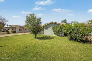 5828 W Morten Ave, Glendale, AZ 85301 - Photo 3