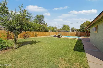 5828 W Morten Avenue, Glendale, AZ 85301 - Photo 33