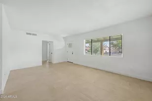 5828 W Morten Ave, Glendale, AZ 85301 - Photo 7