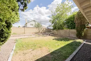 7542 W Cinnabar Ave, Peoria, AZ 85345 - Photo 23