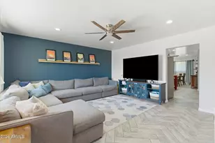 812 W Parkway Blvd, Tempe, AZ 85281 - Photo 3