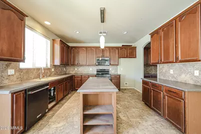 4947 E Odessa Drive, San Tan Valley, AZ 85140 - Photo 9