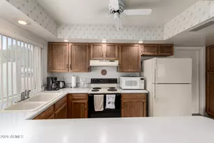 3351 W Juniper Ave, Phoenix, AZ 85053 - Photo 17