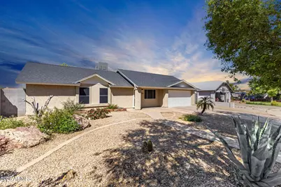 536 N Winthrop Circle, Mesa, AZ 85213 - Photo 3