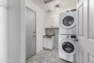 8308 W Berridge Ln, Glendale, AZ 85305 - Photo 17