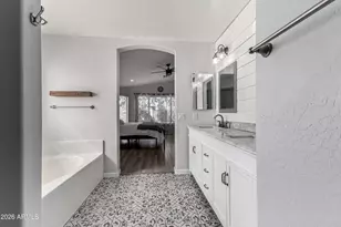 8308 W Berridge Ln, Glendale, AZ 85305 - Photo 9