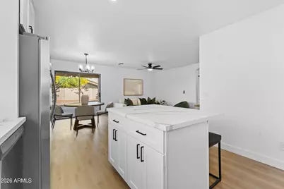 6611 S 17th Avenue, Phoenix, AZ 85041 - Photo 11