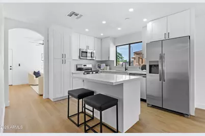 6611 S 17th Avenue, Phoenix, AZ 85041 - Photo 9