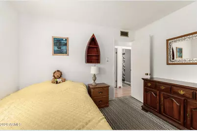 4915 W Morten Avenue, Glendale, AZ 85301 - Photo 17