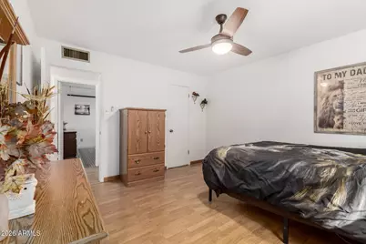 4915 W Morten Avenue, Glendale, AZ 85301 - Photo 11